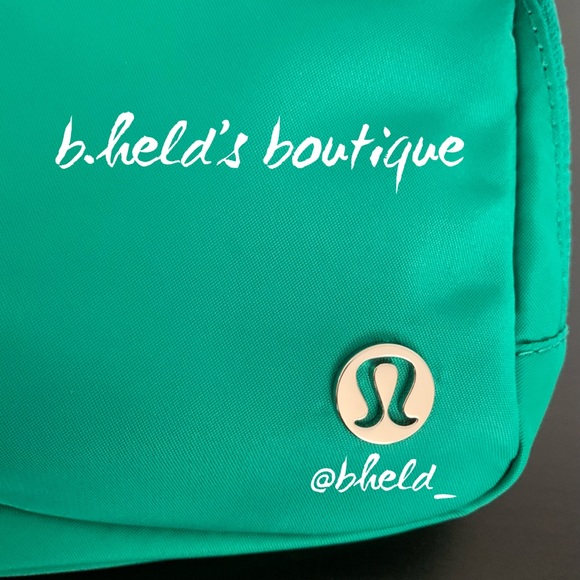 lululemon Everywhere Belt Bag in Emerald Ice Green One Size (1L) Brand New NWT - Picture 12 of 15